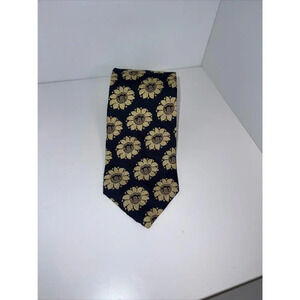 Britches Great Outdoors 100% silk sunshine flower pedal Tie made in USA